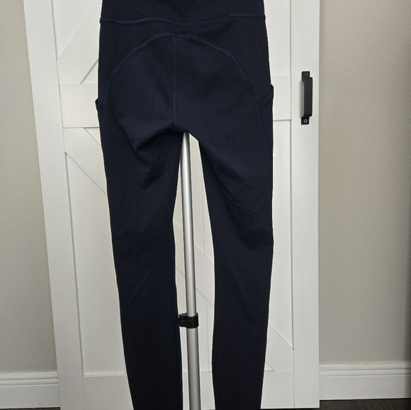 LULULEMON BUNDLE 4 Leggings, 1 Short, 1 Top SIZE 2 - Picture 2 of 16